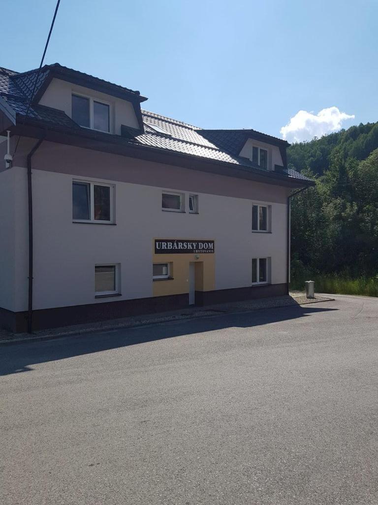 Apartamento Urbarsky Dom Dolny Kubin Exterior foto