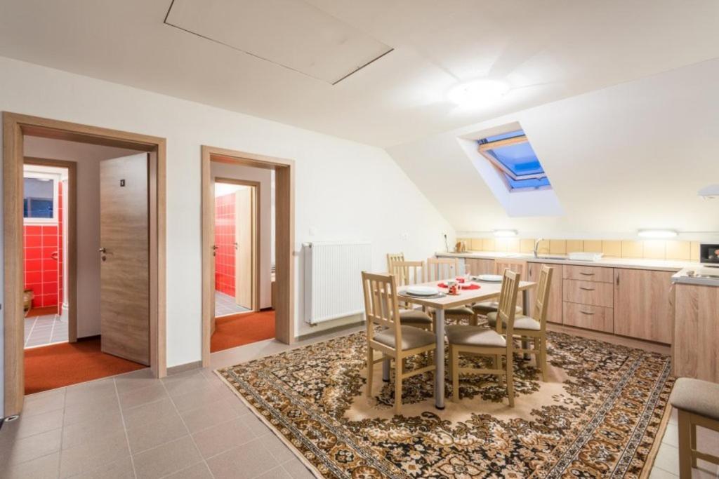 Apartamento Urbarsky Dom Dolny Kubin Exterior foto